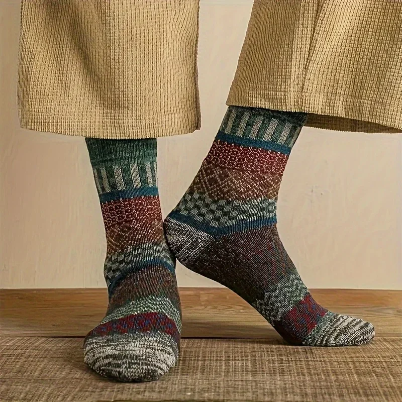 5 pairs of retro ethnic style  - Thermal Sock Winter incelemesi ve fiyatı